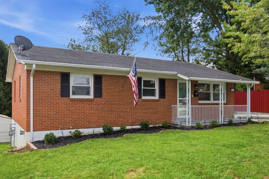 1920 Moss Court, Lexington, KY 40505 - #2