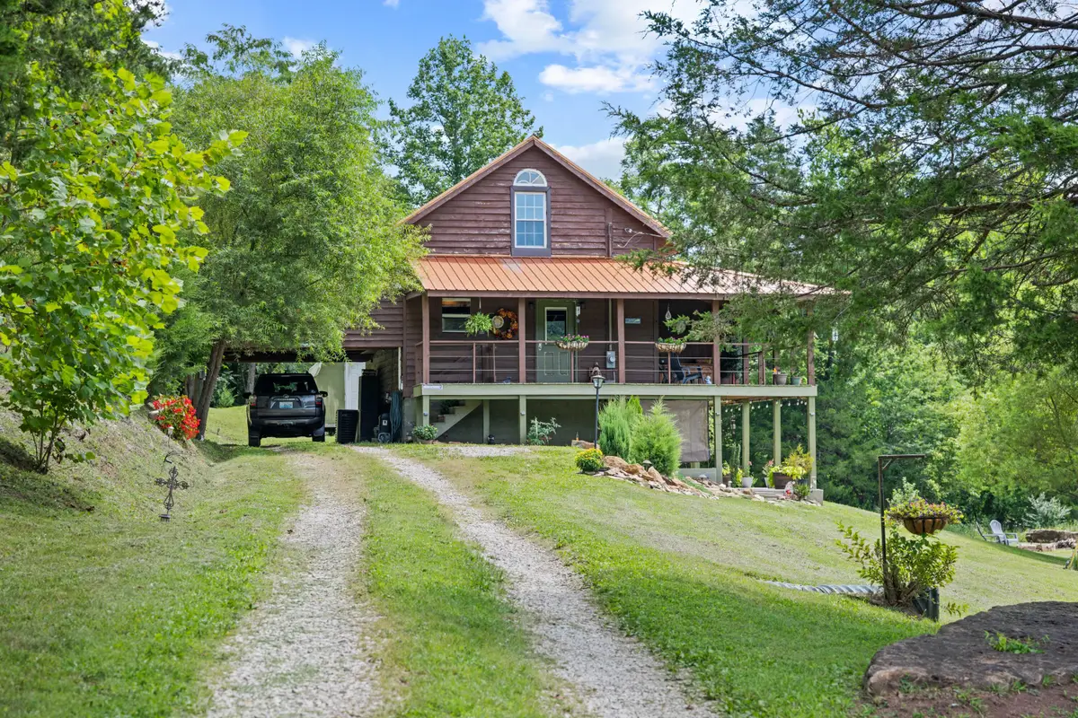 4150 Winchester Road, Irvine, KY 40336 - #1