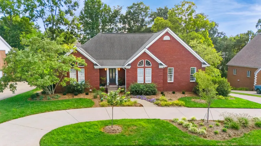 110 Bogie Lee Avenue, Frankfort, KY 40601 - #3