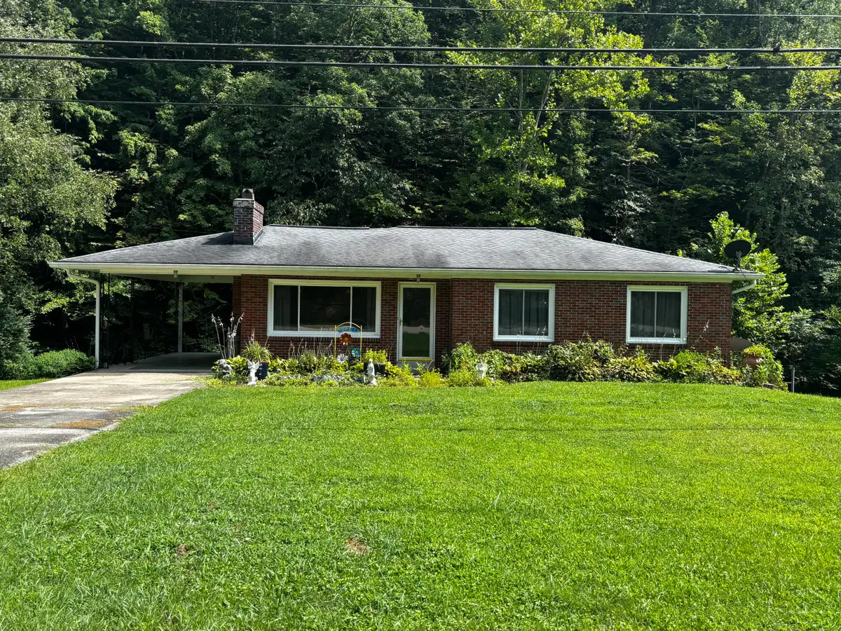 8785 W Kentucky 30, Jackson, KY 41339 - #1