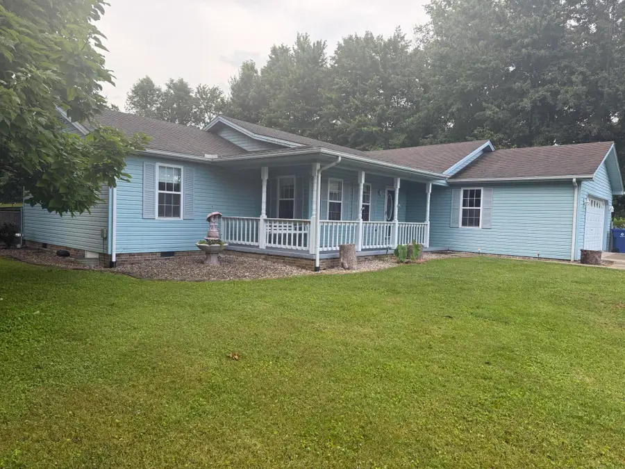 157 Woods Point Drive, Berea, KY 40403 - #2