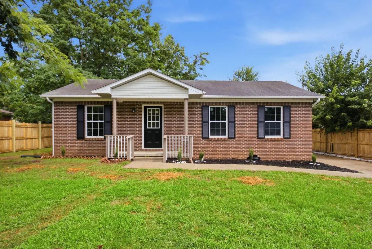 204 Green Street, Nicholasville, KY 40356 - #1