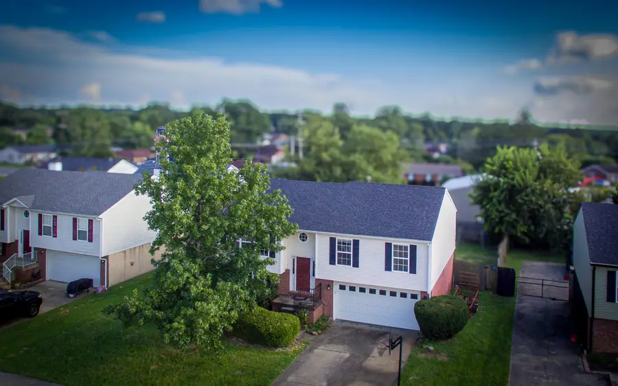 716 Pinoak Drive, Nicholasville, KY 40356 - #2