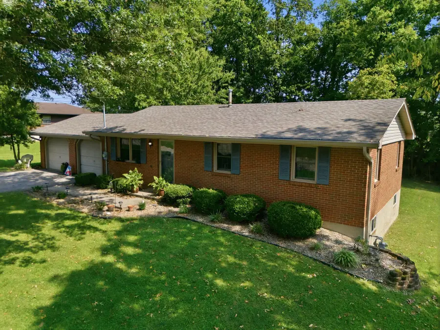 709 Brentwood Drive, Mount Sterling, KY 40353 - #3