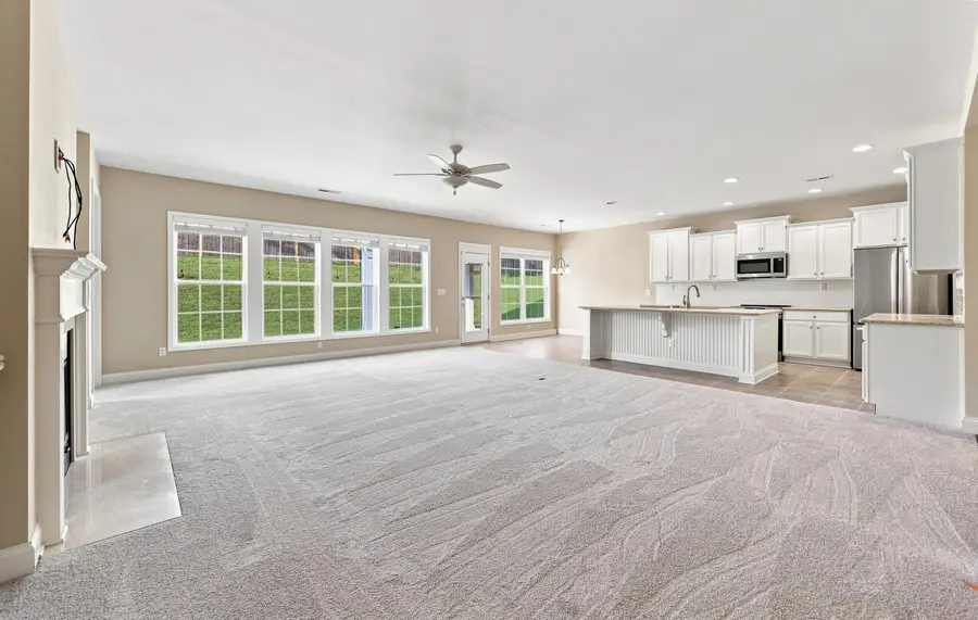 335 Manitoba Lane, Lexington, KY 40515 - #3