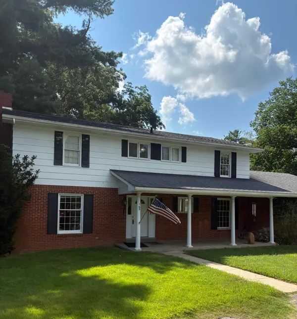 165 Colonial Drive, Paducah, KY 42001