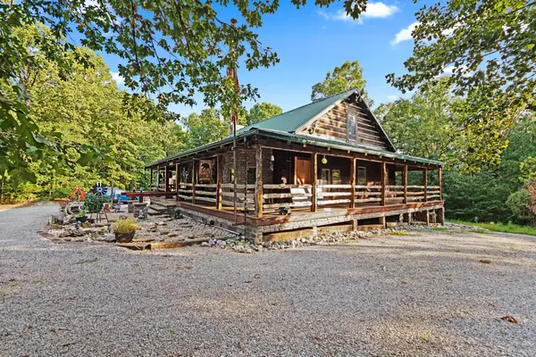 418 Dogwood Trail, Gilbertsville, KY 42044