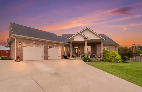 104 Dove Run Circle, Georgetown, KY 40324