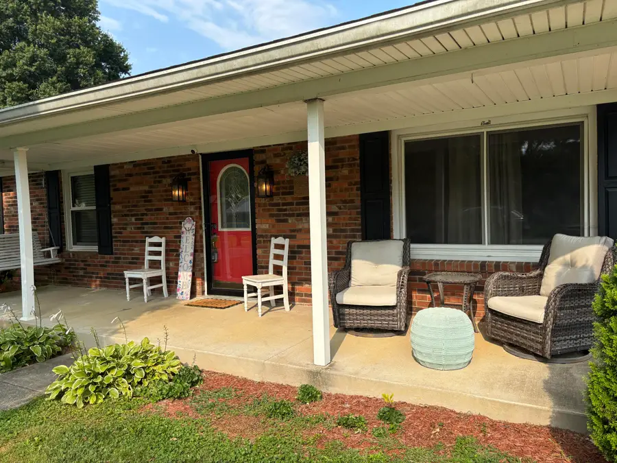 132 Meadowbrook Drive, Frankfort, KY 40601 - #3