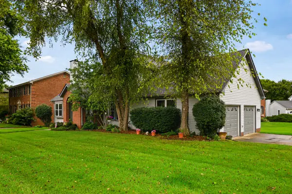 517 Stone Creek Drive, Lexington, KY 40503 - #2