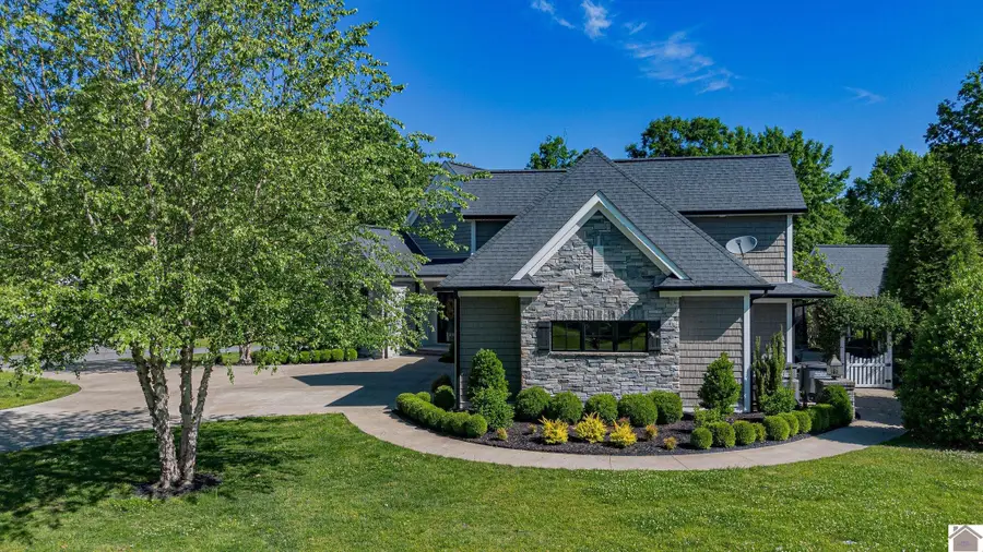 301 Carson Way, Paducah, KY 42003 - #3