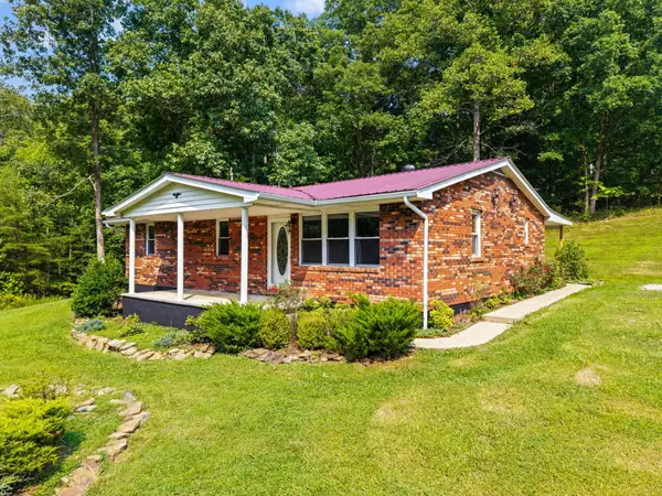 469 Seagraves Hollow Road, Olive Hill, KY 41164