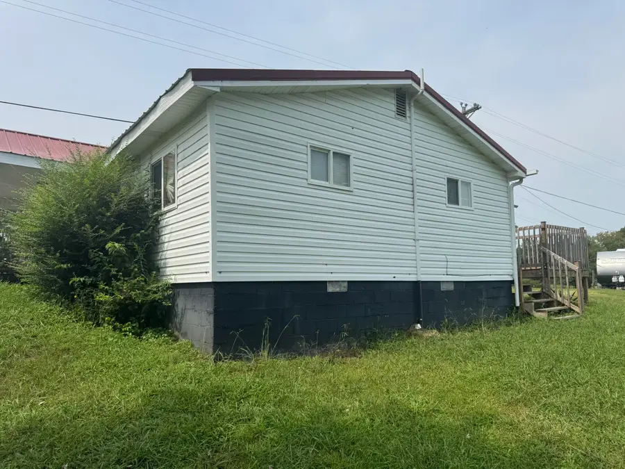 3025 W Kentucky 204 Highway, Williamsburg, KY 40769 - #3