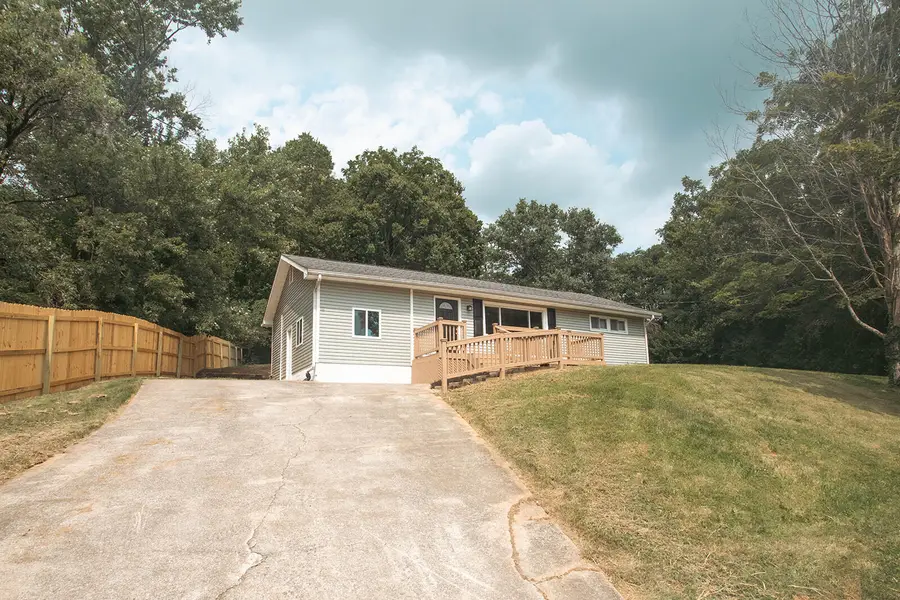 38 Mackay Avenue, Winchester, KY 40391 - #2