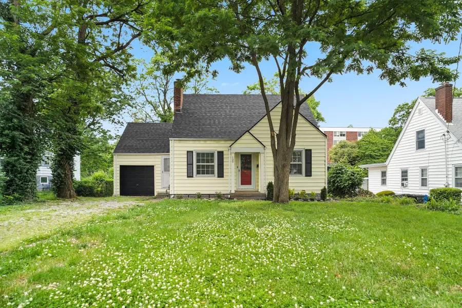 129 Delmont Drive, Lexington, KY 40504 - #2