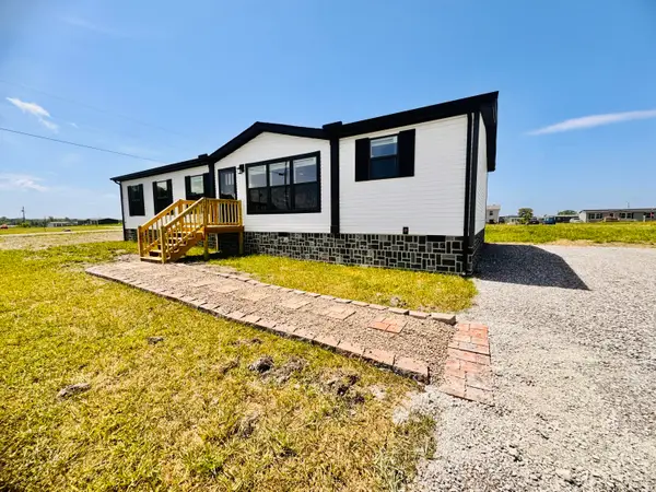 374 Turkey Loop, East Bernstadt, KY 40729
