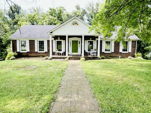149 Mercer Avenue, Harrodsburg, KY 40330