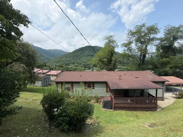 104 Fuson Street, Evarts, KY 40828