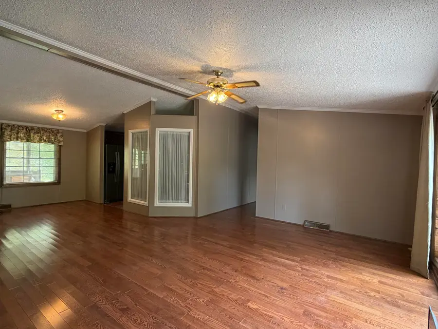 104 Fuson Street, Evarts, KY 40828 - #3