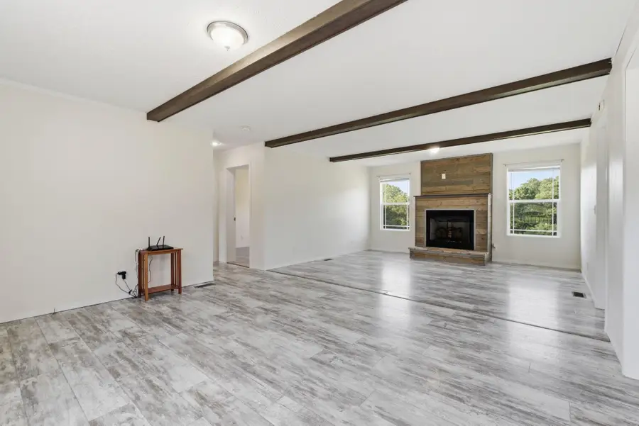 1132 S Dogwood Drive, Berea, KY 40403 - #3