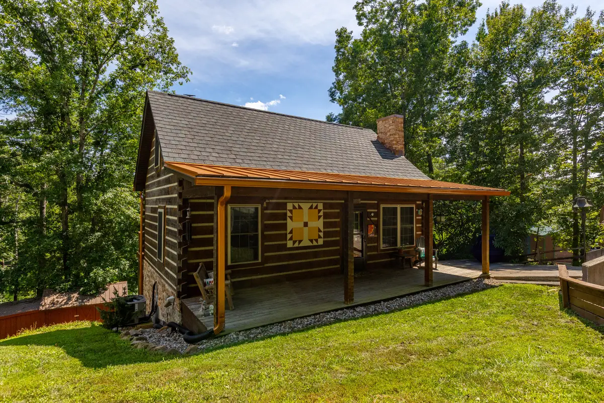 737 Cliffs Edge Road, East Bernstadt, KY 40729 - #1