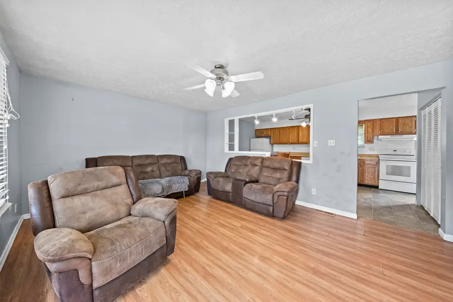 821 Cheryl Ann Court, Worthington, KY 41183 - #2