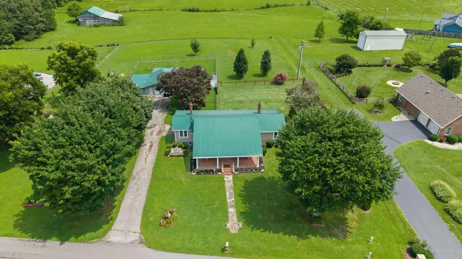 74 Gover Lane, Nancy, KY 42544 - #2