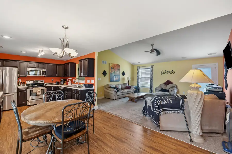 604 Fairfax Lane, Richmond, KY 40475 - #3