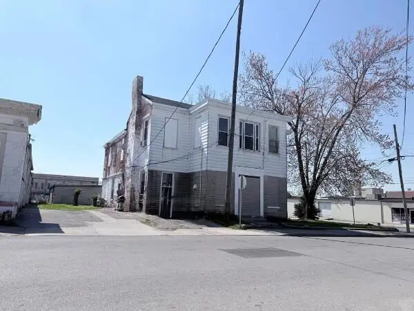 702 S Clay Street, Hopkinsville, KY 42240 - #1