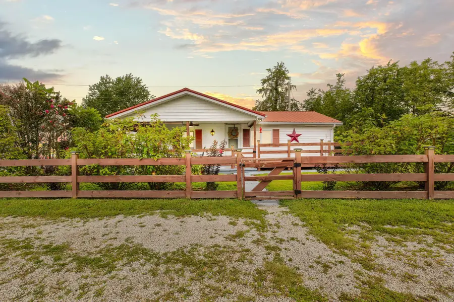 4590 County Road 1002, West Liberty, KY 41472 - #2