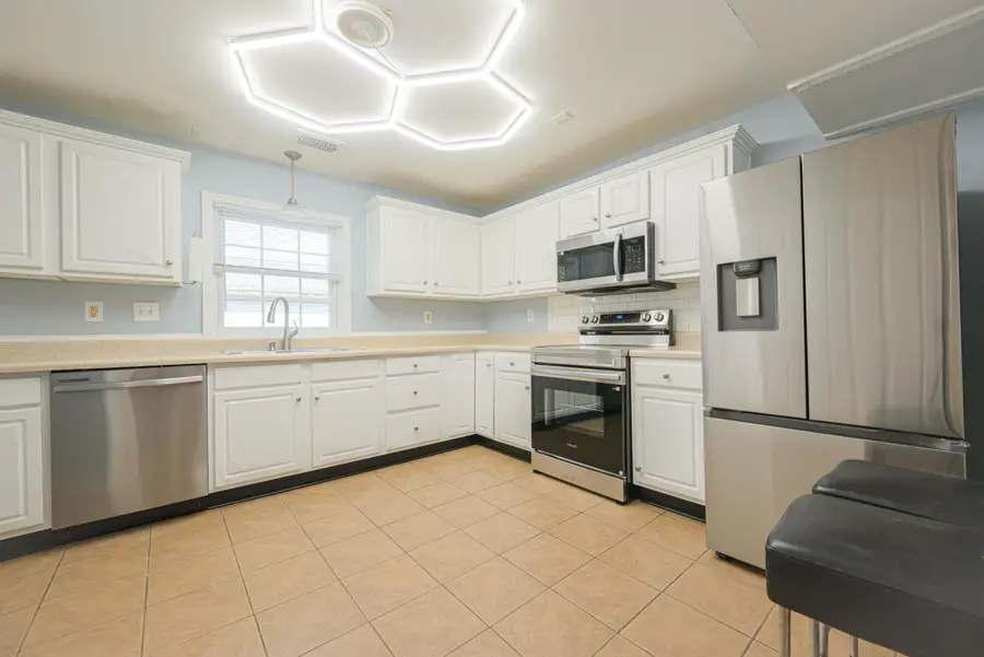 413 N Hill Street, Richmond, KY 40475 - #3