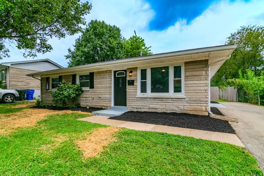 1910 Greenleaf Drive, Lexington, KY 40505 - #3