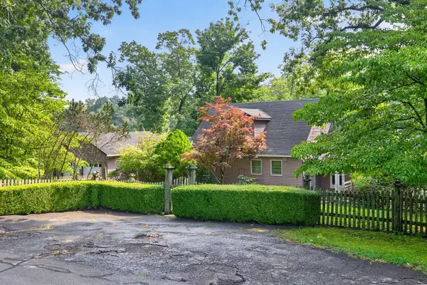 750 Chimney Rock Road, Harrodsburg, KY 40330