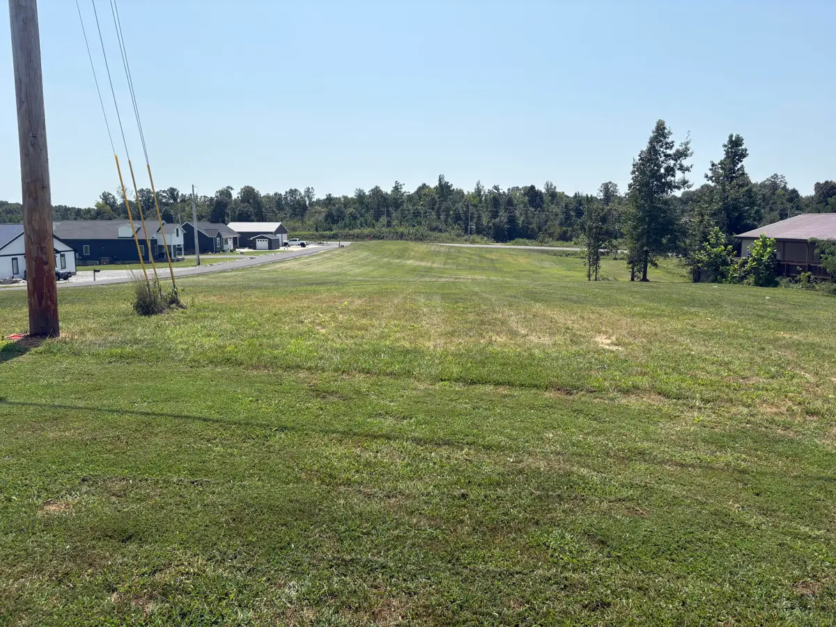 116 Cambridge Shores Drive, Gilbertsville, KY 42044 - #1