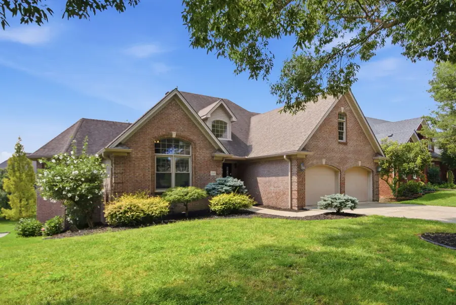 209 Park Lakes Drive, Richmond, KY 40475 - #2