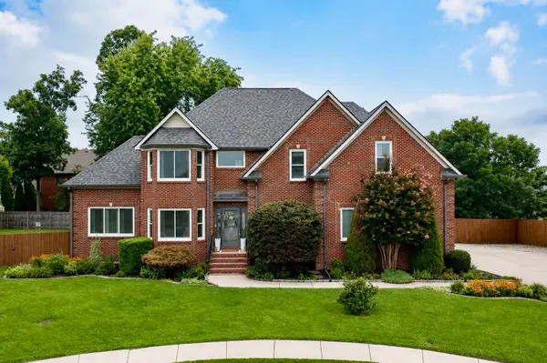 608 Lacewood Court, Berea, KY 40403