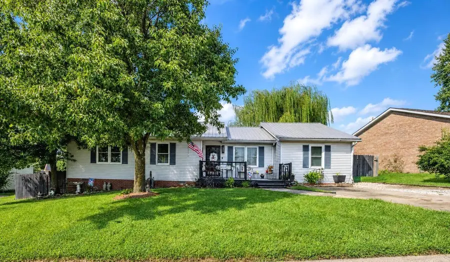 208 Castle Boulevard, Paris, KY 40361 - #3