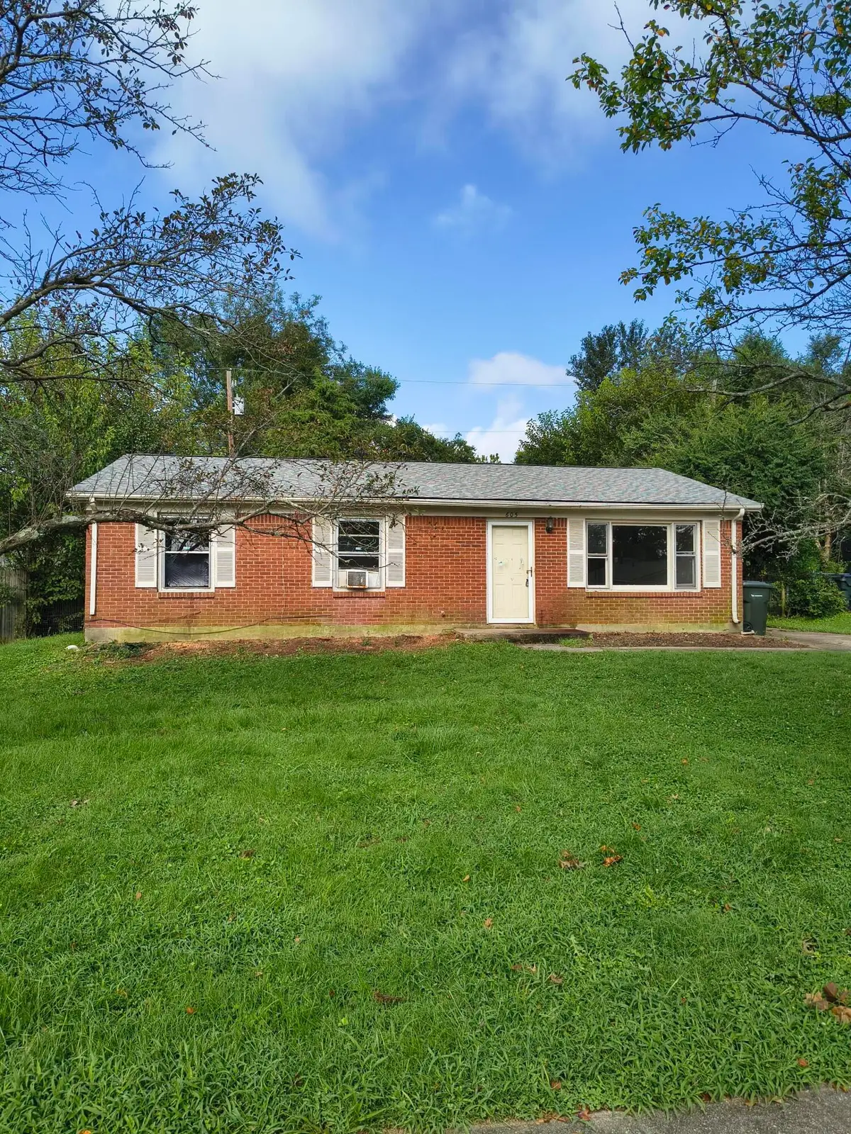 605 Elk Lake Drive, Lexington, KY 40517 - #1