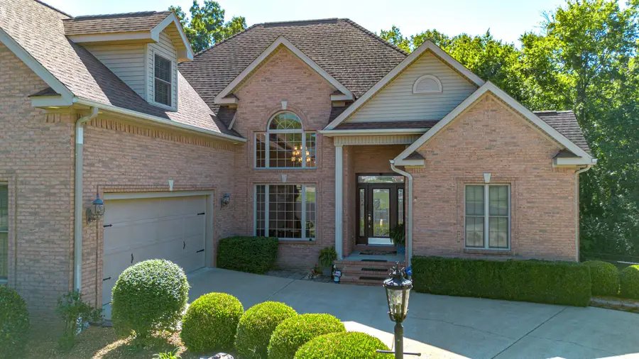 320 Cascade Drive, Paducah, KY 42003 - #2
