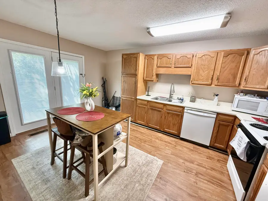 1418 Michelle Drive, Murray, KY 42071 - #3