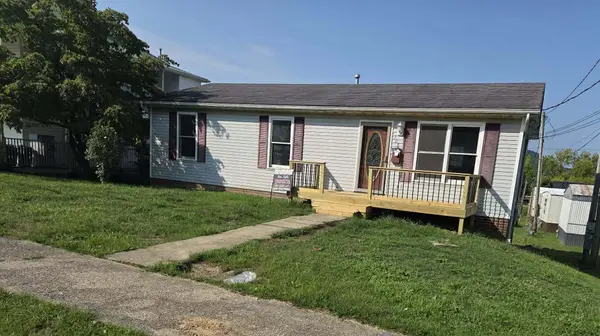 708 Broadway Street, Irvine, KY 40336