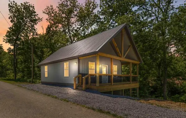 8239  S Highway 379, Jamestown, KY 42629