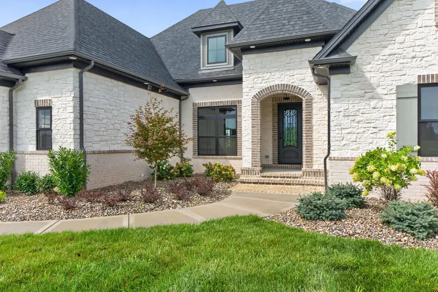 216 Doe Run Road, Nicholasville, KY 40356 - #3