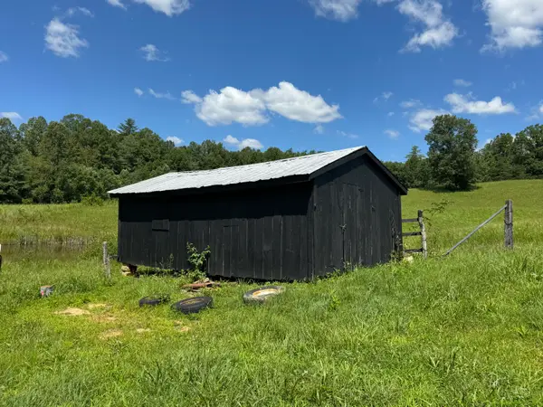 256 Calaboose-rocky Branch Road, Campton, KY 41301