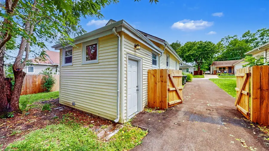 377 Preston Avenue, Lexington, KY 40502 - #2