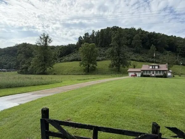 91 91 Mudlick Br Branch, Prestonsburg, KY 41653
