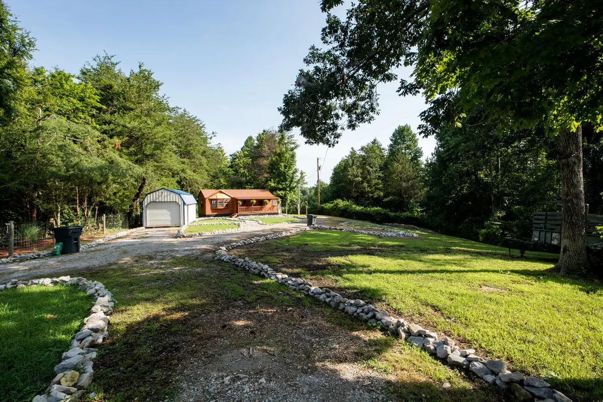 138 Cr-1901, Breeding, KY 42715 - #1