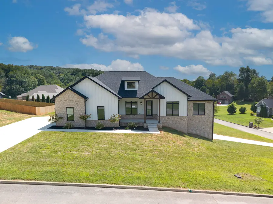 442 Woods Edge Drive, Somerset, KY 42503 - #2