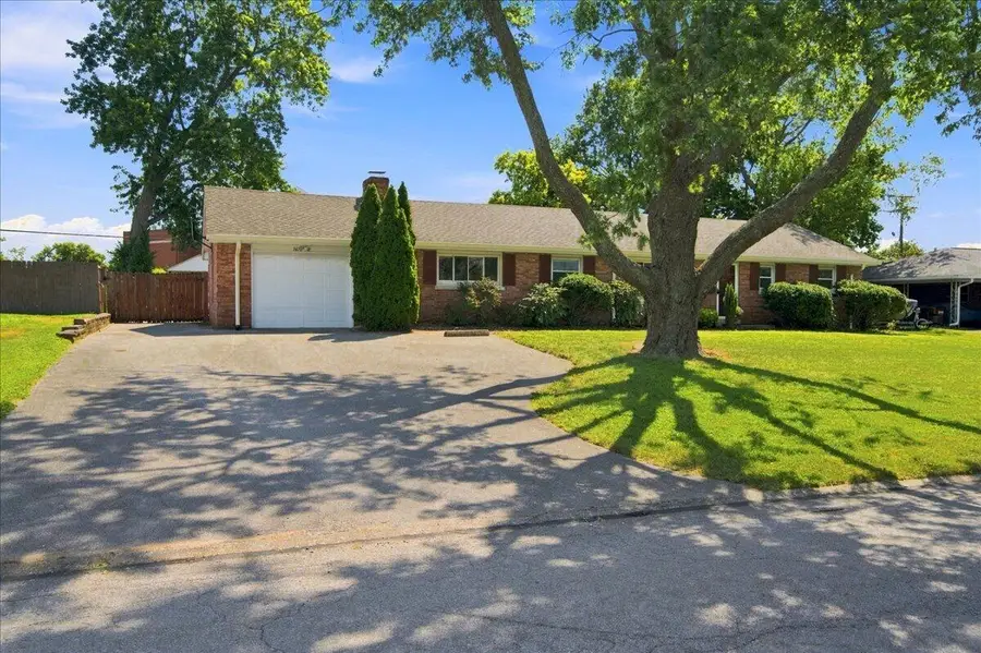 1678 Traveller Road, Lexington, KY 40504 - #3