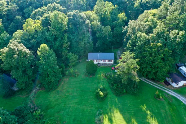 335 Smallwood Road, Stanton, KY 40380